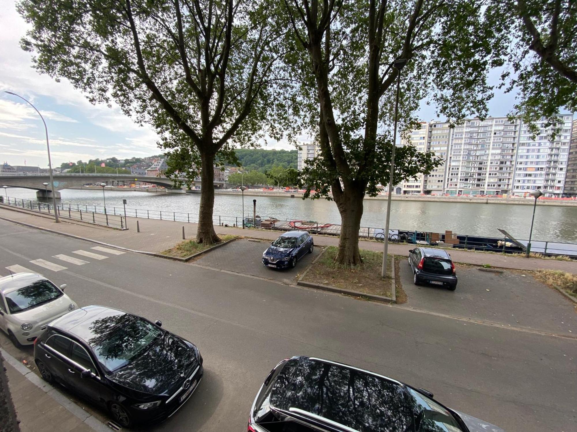 "Coeur De Meuse" - Appartement Tout Confort A Liège Zewnętrze zdjęcie